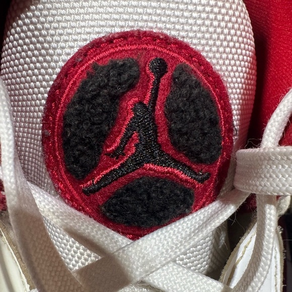 Air Jordan JUMPMAN TWO TREY 'CONCORD BRED Youth Size 5 - Picture 11 of 13